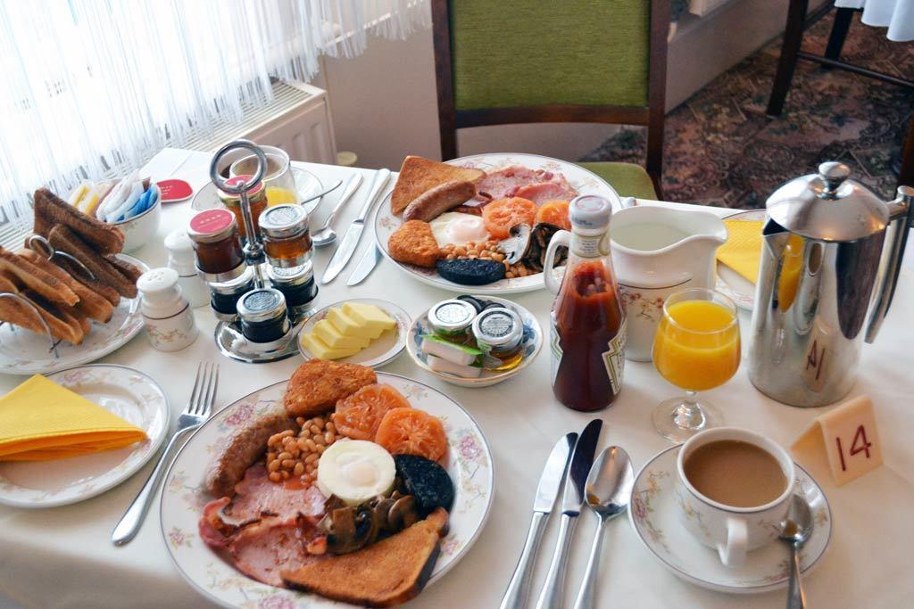 Hotel The Chudleigh Clacton-on-Sea Esterno foto