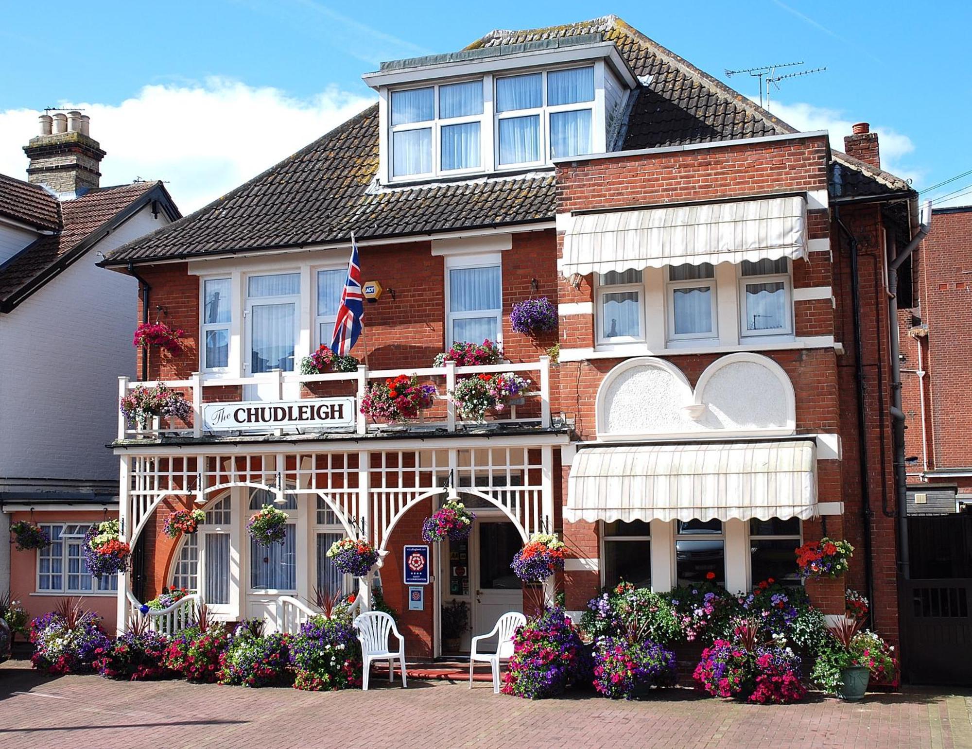 Hotel The Chudleigh Clacton-on-Sea Esterno foto