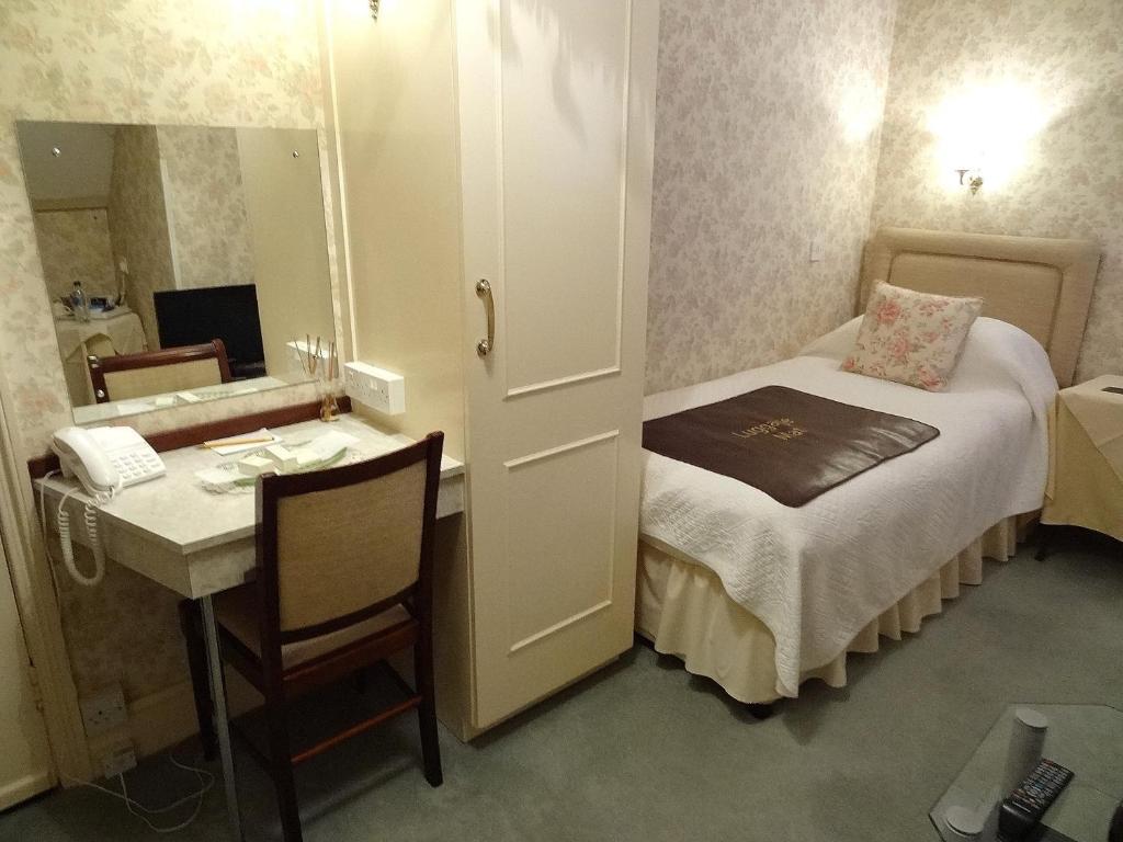 Hotel The Chudleigh Clacton-on-Sea Esterno foto